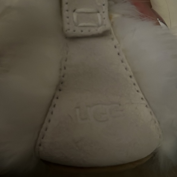 Ugh Fur Slippers - Picture 4 of 4